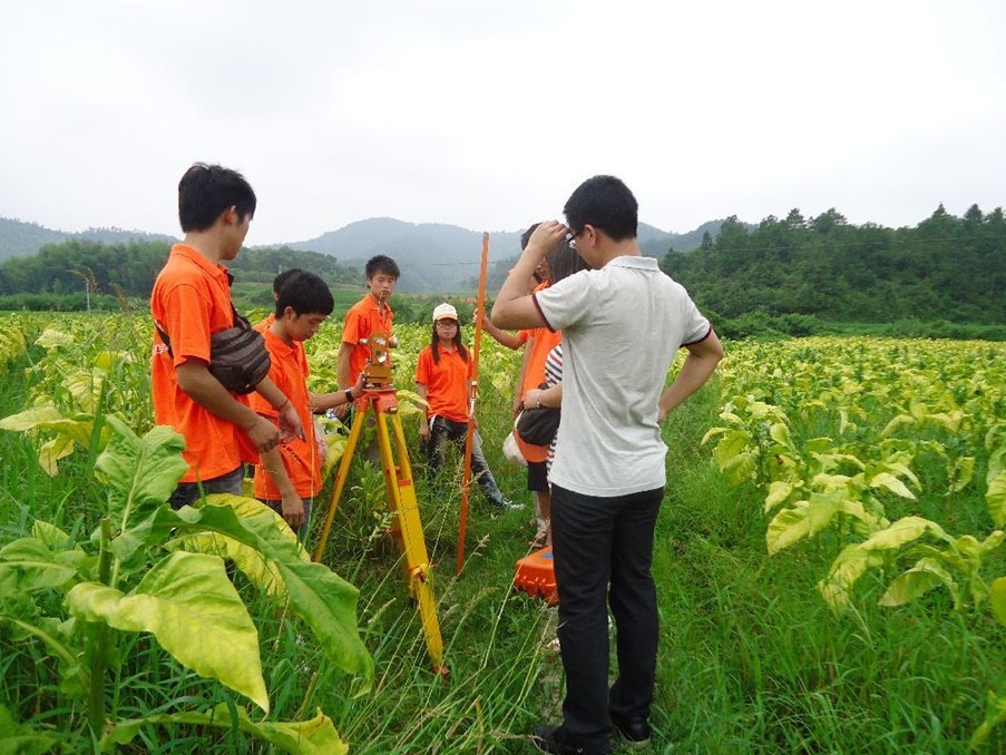 農(nóng)村實(shí)用人才缺口大 農(nóng)業(yè)勞動(dòng)力大專以上僅3.3%