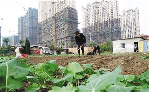 改革試點將兼顧東中西不同區(qū)域，選擇若干有條件的縣(市)為單位開展，試點工作在2017年底完成。