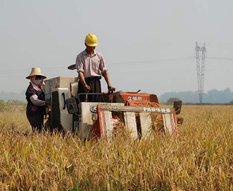 西豐農(nóng)業(yè)生產(chǎn)逐步進(jìn)入機械作業(yè)為主新時代.jpg