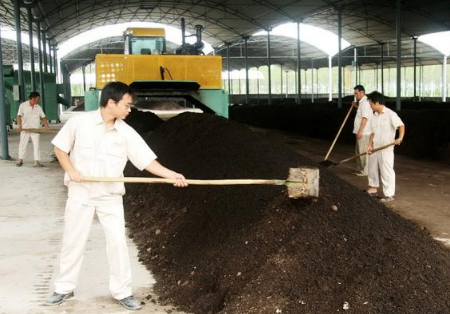 土壤改良的過(guò)程中有哪些好辦法可以將鹽分降下來(lái)，給你萬(wàn)畝良田